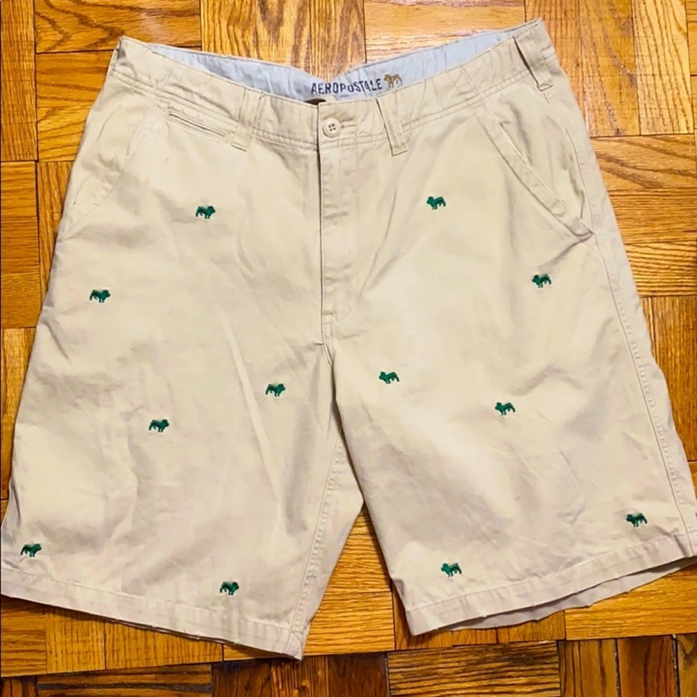 Aeropostale tan & green shorts size: 36